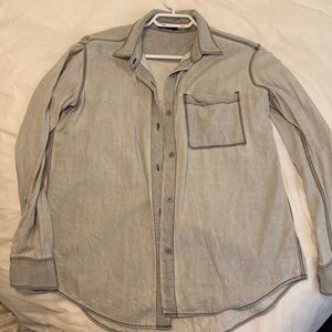 TALULA (ARITZIA) CHAMBRAY SHIRT S light blue grey